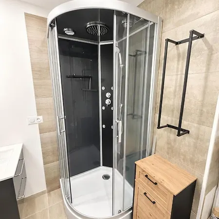 Apartment Climatise - *